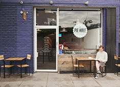 The Pie Hole Los Angeles／株式会社 FSプランニング 求人 2011年に創業したL.A.の1号店。ここから全世界に向けて、ブランディングを行っていきます。