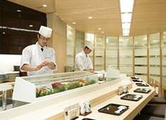 株式会社寿司田／「すし 乾山」「すし 古径」「鮨処 写楽」、他 求人 ▲寿司田はお店ではなく職人にお客様がつきます！お迎えからお見送りまで寿司職人の力の見せ所です！