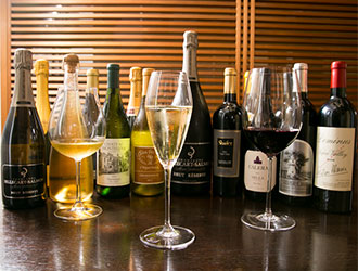 「GINZA六覺燈Vin」／株式会社 AKIRA Fusion Cuisine 求人