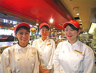 MONSOON CAFE たまプラーザ／株式会社グローバルダイニング【東証二部上場】 求人