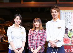 魚金グループ／「TAVERNA UOKIN」「ビストロUOKIN」「CASA UOKIN」「魚金本店」etc. 求人 初心者の方でも全く問題なし！給料だって27万円～！店長候補の方は月給30万円以上でスタート
※面接時に経験考慮