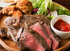 肉＆ワイン Bistro Brown（ビストロブラウン）／ザイジール 株式会社 求人 今後はあなたも交えながら新しい看板メニューをつくり上げて下さい！