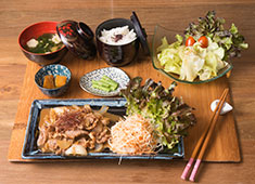 （仮称）めし処 ざくろ、とどろき三丁目五番地、他／株式会社SEASONING（シーズニング） 求人 新店では、手仕込みにこだわった、丁寧な料理を提供。季節ごとのメニュー考案なども大歓迎！