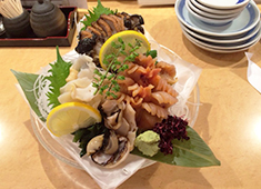 鮨のだり半／株式会社オリエンタル 求人 ▲寿司以外の一品料理も充実！居酒屋や和食などからの参加も大歓迎します！