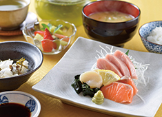 株式会社リエイ ライフサービス事業部 求人 経験を活かして、美味しい料理を作ってください。