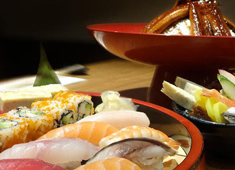 「eat TOKYO デュッセルドルフ店」「赤札屋」 求人 「eat TOKYO」という店舗名通り、日本の美味しい料理の数々を提供しています。