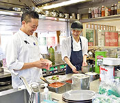 「H.Q.CAFE」※新宿 新店準備室／株式会社小田急レストランシステム 求人