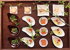 株式会社Daiyu／「萬屋本店－KAMAKURA HASE est1806－」 求人 ▲ウエディングからレストランまであらゆる料理を通じ、お客様へ喜びや感動をお届けしませんか？