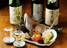 炭遊酒菜 旅籠（はたご）／竹川観光株式会社 求人 料理はもちろん、各種地酒も多種揃えています。お酒に詳しくなりたい方もぴったり！