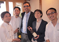 DiVino（ディヴィーノ） 求人 一番左がオーナーシェフ長です！