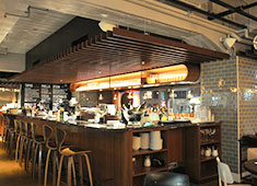 THE OLIVE OIL KITCHEN（オリーブ オイル キッチン）／アイエムエムフードサービス 株式会社 求人 日本・世界のゲストが笑顔になれる世界のオリーブオイルを使った「オンリーワン」な料理を提供していきましょう。