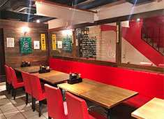 駿 求人 平日も飲んで食べて帰りたいビジネスマンを中心に連日賑わう親しみ易い雰囲気を作っていきましょう▲新店内装