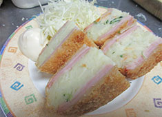 駿 求人 工夫を凝らしたメニューはリーズナブル＆豊富でコスパが良いと大好評▲既存店の看板メニュー・ハムカツはメディアでも話題