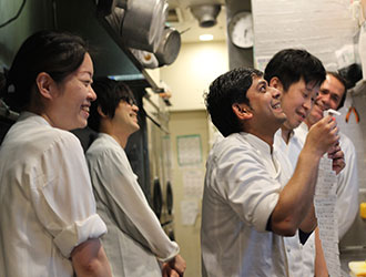 Bar Espanol LA BODEGA  求人