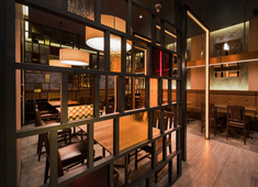 LaVASARA CAFE AND GRILL／株式会社ネオディライトインターナショナル 求人 