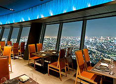 「スカイツリー天望デッキ Sky Restaurant 634（musashi）」／株式会社東武ホテルマネジメント 求人 ▲国内・海外と多様なお客様が訪れる東京の新名所。私たちの新たなチャレンジです！