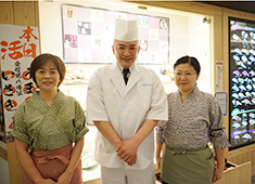 江戸前寿し 回転寿し　立ち食い寿し　「寿し常」／株式会社　豊田 求人 正社員の方には支度金をご用意！皆さんの転職を応援します！