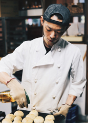 株式会社ファンゴー／「CAFE FUNGO」「CROSSROAD BAKERY」「BISTRO BARNYARD 銀座」 求人