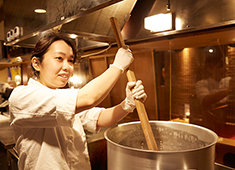 株式会社FS．shake／酉一途（とりいちず） 求人 未経験でもOJT研修をはじめいつでもあなたをフォローします。