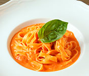 「GRAPPOLO」／「OSTERIA RUSTICA DOMUS」 求人