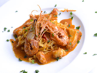 Trattoria Restaurant CARESS 求人