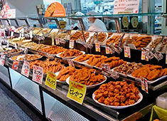 Food Store Aoki（フードストア あおき）※横浜天神橋店／株式会社あおき 求人 惣菜調理をはじめ、調理経験を活かせるポジションが多数！