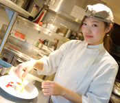  cafe VAVA Tea & Pancake ／株式会社Gコンセプト 求人