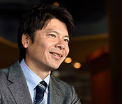 株式会社ダイナックホールディングス(サントリーグループ・東証2部上場企業) 求人