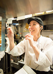 「T.G.HEARTH」「Bistro Wine Cafe Hearth」「Bistro Wine Cafe Le Coq Roti」(株式会社インテリジェントプランナー) 求人