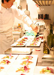 Via Toscanella／Crocifisso（クローチフィッソ）／株式会社エクセレンス 求人
