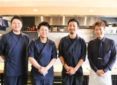 「神田 居酒屋 こころ」「飯田橋 喝采」「渋谷 三心」／株式会社 Grant 求人 【飯田橋 喝采】JR飯田橋駅東口より徒歩4分／客席数32席／客単価7500円