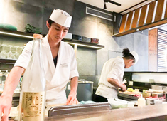 BRICKNY EUROPE（ブリックニーヨーロッパ） 求人 ラーメン・和食・居酒屋・カフェ・洋食などなど経験者はオールジャンルOK！今までも色んな経験を持った日本人が入社！