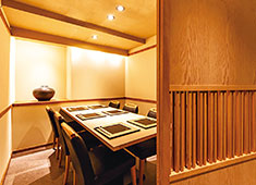 株式会社 プレジャーフーズ 本部＆新規開業事業部 求人 ▲盛り付けなどアナタのセンスを存分に発揮してください！