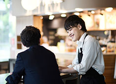 「ロマンスカーカフェ」「フォレスティカフェ」「フォレスティコーヒー」／株式会社小田急レストランシステム 求人 