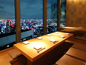 株式会社ダイナックホールディングス(サントリーグループ・東証2部上場企業) 求人