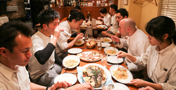「VOMERO Mare e Monte（仮称）」「BRACERIA DELIZIOSO ITALIA」「PIZZERIA VACANZA」etc. 求人