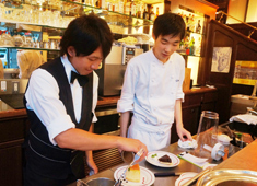 Café et Restaurant FiGARO（フィガロ） 求人 未経験者や経験の浅い方には一から教えますのでご安心ください
