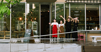 株式会社WAT／「info&cafe SQUARE（仮称）」「CAFE&HALL ours」etc. 求人