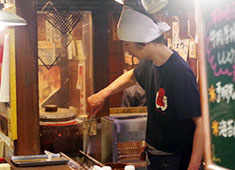 船橋酒場 ふなぞう／もつ焼き　登運とん、他／有限会社神戸食品 求人 
