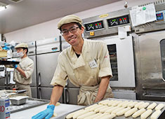 Food Store Aoki（フードストア あおき）※東京豊洲店／株式会社あおき 求人 パン職人・パティシエ希望者も大歓迎です！