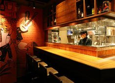 Shrimp Garden（シュリンプガーデン）／株式会社Gコンセプト 求人 お客様と距離が近い小さなお店なので、料理+接客が得意な方にピッタリ。初めてシェフにチャレンジしたい方も大歓迎です！