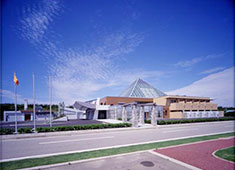 日本酒スローフード 方舟／株式会社 セオリー 求人 石川県、富山県では旅館・宿泊事業も運営。北陸に行った際はスタッフも宿泊できます！