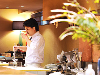 アンドモワ株式会社 ※個室居酒屋 調理指導部門 求人