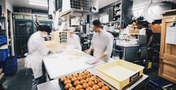 株式会社ファンゴー／「GRANNY SMITH APPLE PIE & COFFEE」「CAFE FUNGO」「CROSSROAD BAKERY」 求人