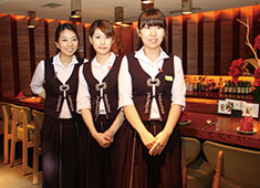 韓花（ハンファ）／株式会社 トータルウェル 求人 留学生スタッフも多く、本場感のあるお店です。