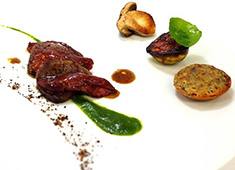 神楽坂 フランス料理 La tourelle（ラ トゥーエル） 求人 「ラ・トゥーエル」で働くという選択は、未来の貴方にとって大きな財産になるはずです。