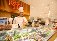 株式会社 柿安本店 （レストラン営業部・惣菜営業部・料亭 柿安）　※ジャスダック上場企業 求人 惣菜調理は18時までの勤務なので、家族と過ごす時間や、自分の趣味に費やす時間は十分にあります！
