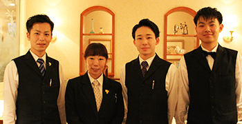 RISTORANTE Al Porto（アルポルト） 求人