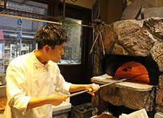 PiccoloGrande／株式会社ピッコログランデ 求人 ▲有名人の方も多数来店するお店の味をぜひ習得しませんか？イタリアからピッツァまでマスターしましょう！