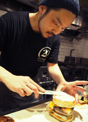 株式会社ファンゴー／「GRANNY SMITH APPLE PIE & COFFEE」「CAFE FUNGO」「CROSSROAD BAKERY」 求人